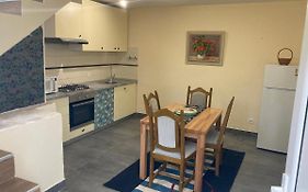 Relax And Explore, Alva Apartment